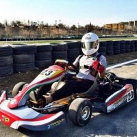 How to play go kart well