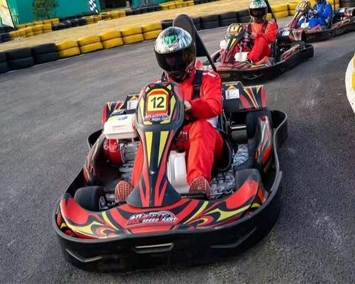 Are there requirements for the runway pavement of electric go karts and traditional go karts